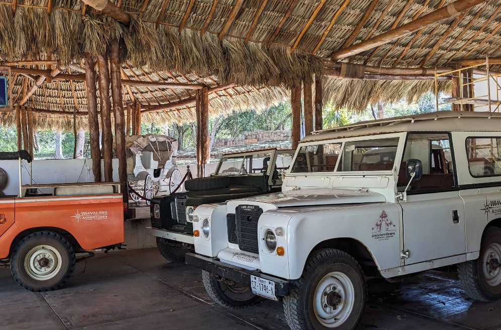 car and driver cozumel